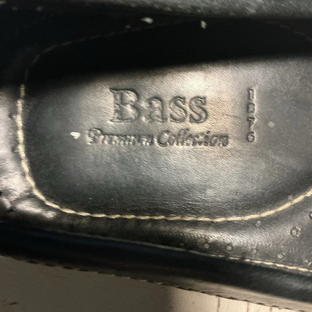 Bass Black Leather Slip-On Driving Loafers